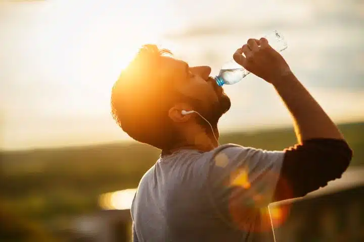 نوشیدنی مناسب برای فوتبال drink