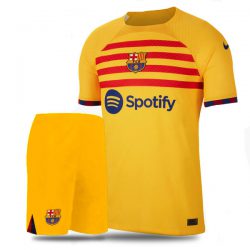 پیراهن و شورت چهارم بارسلونا 2022/2023