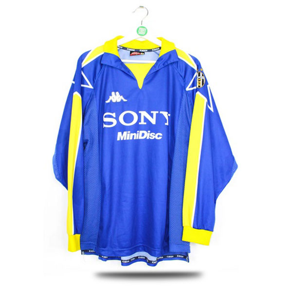 Juventus Away Kit 1997 longsleeve