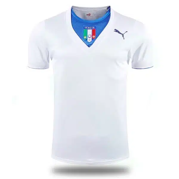 Italy-away-kit-2006-(2).jpg2 Italy away kit 2006