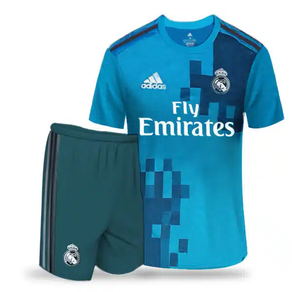 Real-Madrid-Classic-kit-2017-With-Short قیمت پیراهن و شورت کلاسیک رئال مادرید 2017